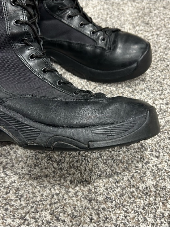 Danner 8\